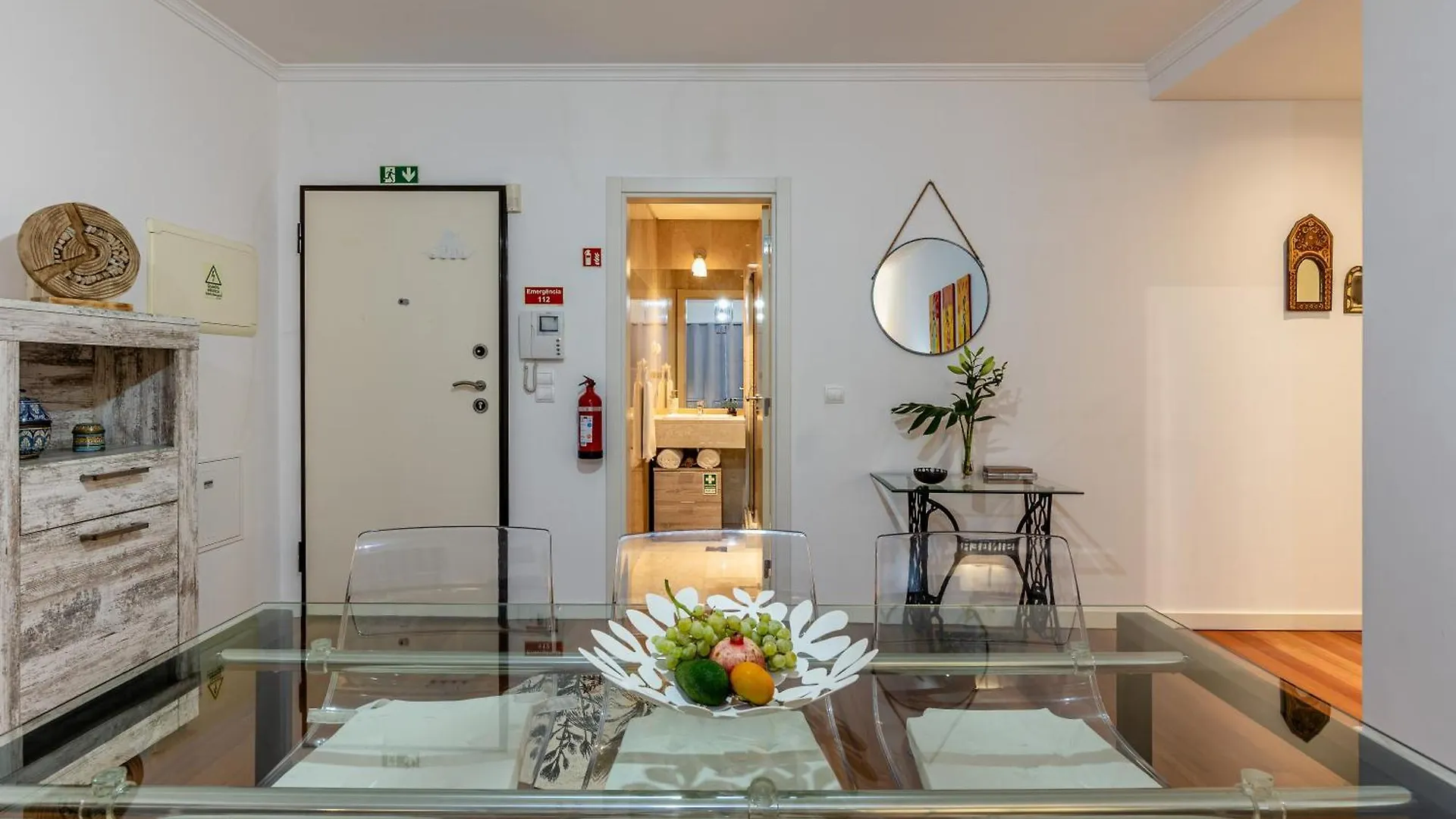 Kaizen Home & Pool Funchal  Portugal