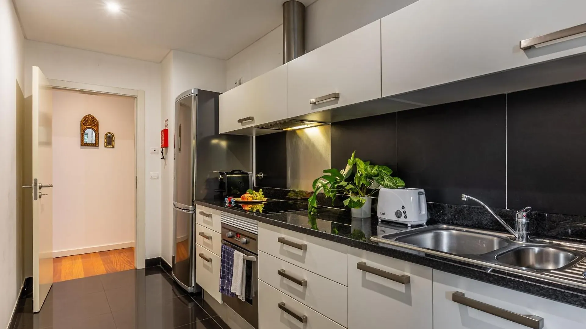 Kaizen Home & Pool Funchal