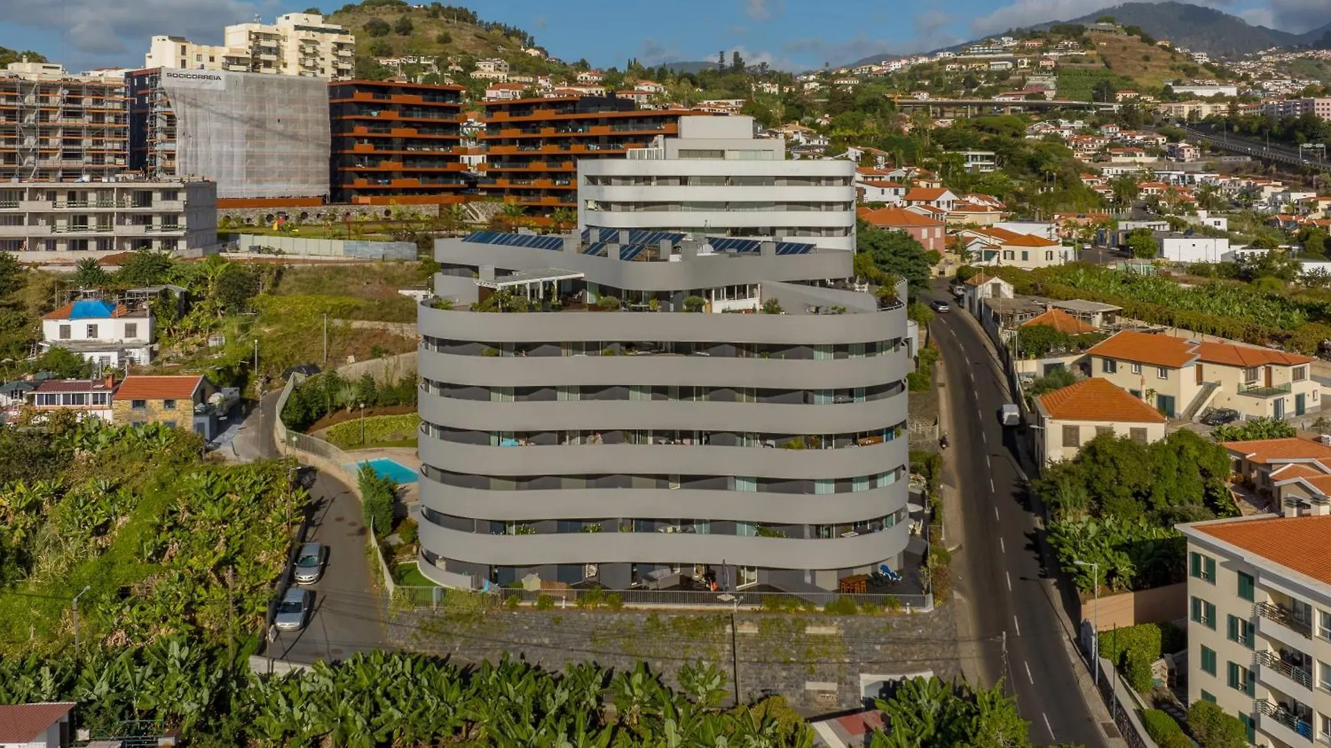 Kaizen Home & Pool Funchal  Portugal